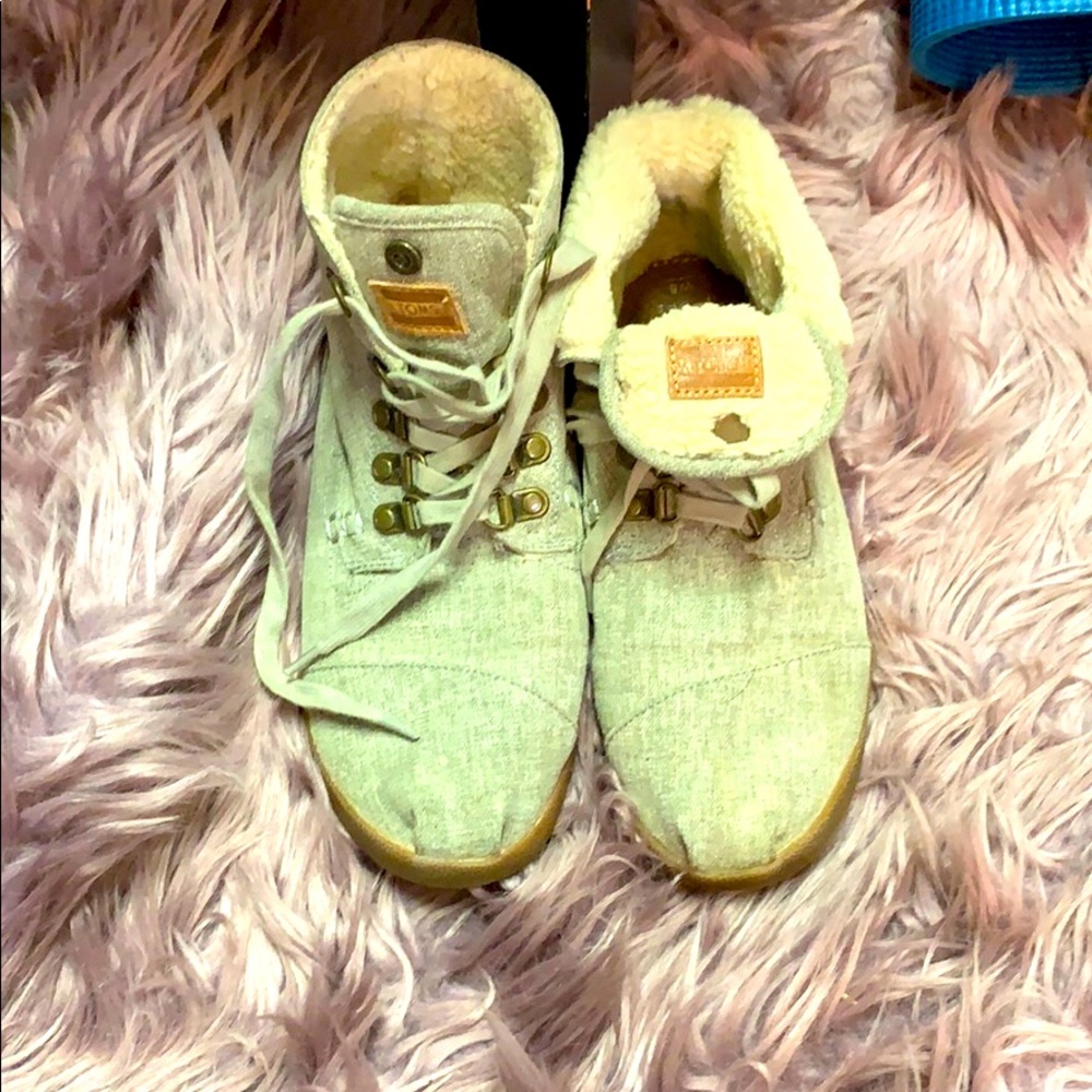 Toms high top sneakers